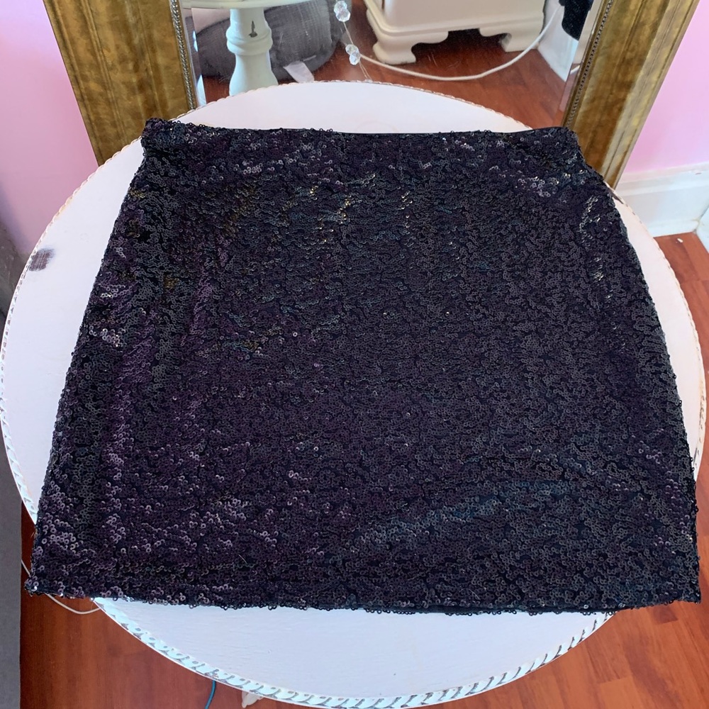 Brand new never worn black sequin skirt